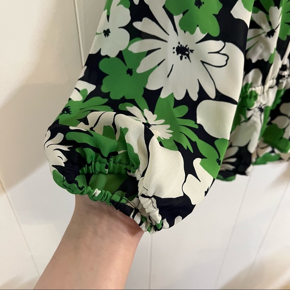Black and green floral blouse spring summer - Picture 4 of 6